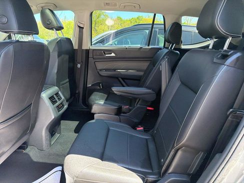 Used 2023 Volkswagen Atlas SE w/ Panoramic Sunroof Package AWD/4WD image 21