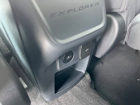 New 2026 Ford Explorer Active AWD/4WD image 11