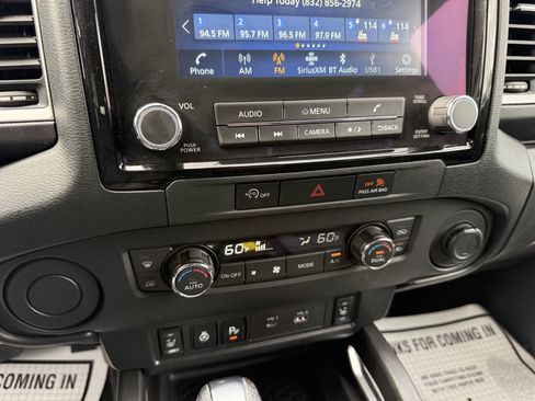 Used 2024 Nissan Frontier SV w/ Technology Package RWD image 25