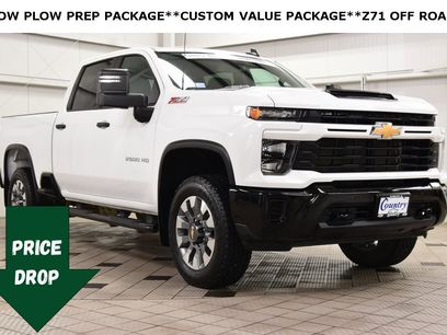 Used 2025 Chevrolet Silverado 2500 Custom w/ Custom Value Package