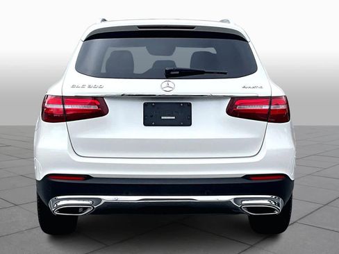 Used 2019 Mercedes-Benz GLC 300 4MATIC image 5
