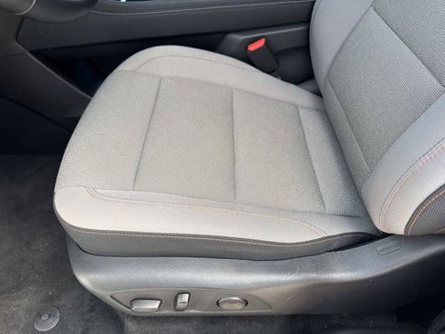 Used 2026 Chevrolet Traverse LT w/ Driver Confidence Package FWD image 20