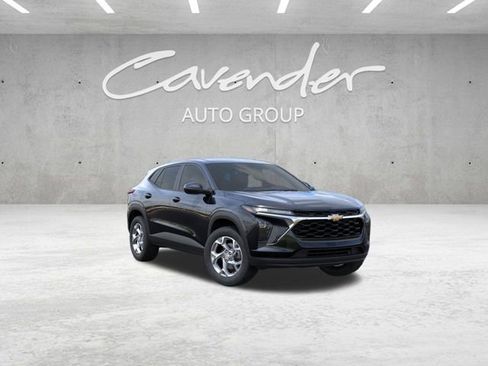 New 2026 Chevrolet Trax LS w/ LS Convenience Package FWD image 1