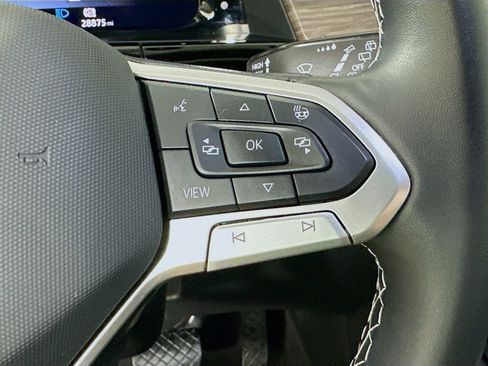 Used 2024 Volkswagen Atlas SEL AWD/4WD image 19