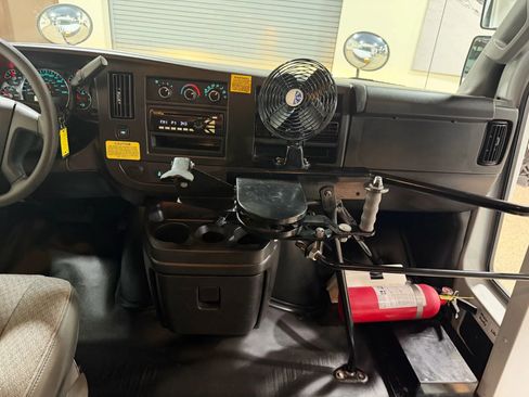 Used 2019 Chevrolet Express 3500 w/ School Bus Package image 51