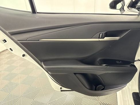 Used 2025 Toyota Camry SE FWD image 23