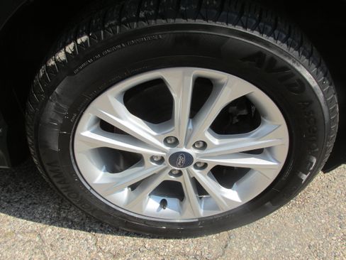Used 2018 Ford Escape SE AWD/4WD image 14