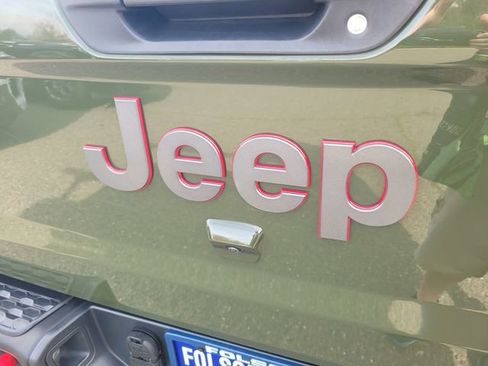 Used 2023 Jeep Gladiator Rubicon w/ LED Lighting Group image 7