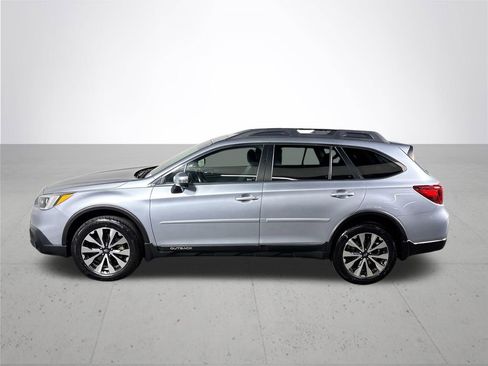 Used 2015 Subaru Outback 2.5i Limited image 9