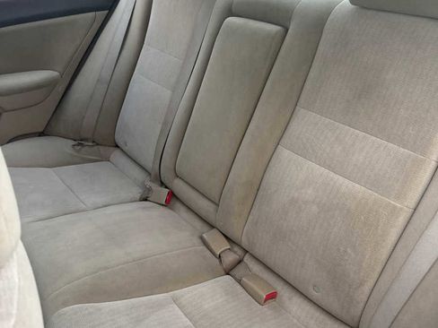 Used 2005 Honda Accord LX image 10