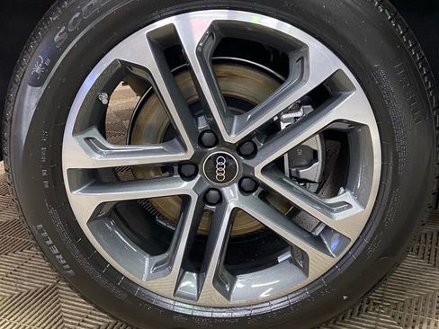 New 2025 Audi Q5 Premium Plus image 9