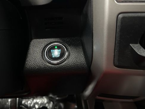 Used 2020 Ford F150 Lariat image 38