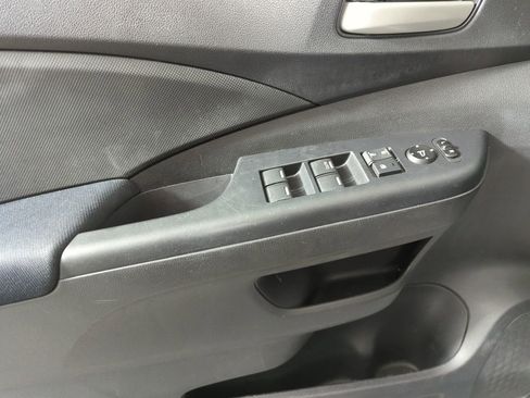 Used 2016 Honda CR-V SE image 9