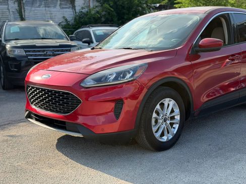 Used 2020 Ford Escape SE FWD image 5