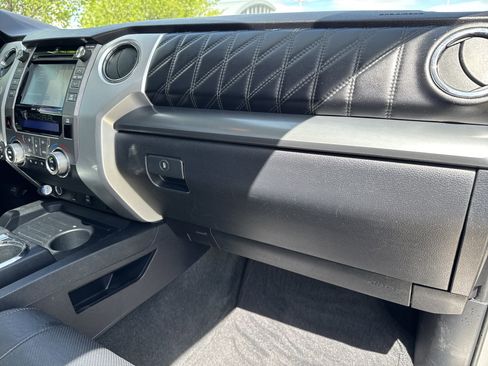 Used 2019 Toyota Tundra Platinum image 17