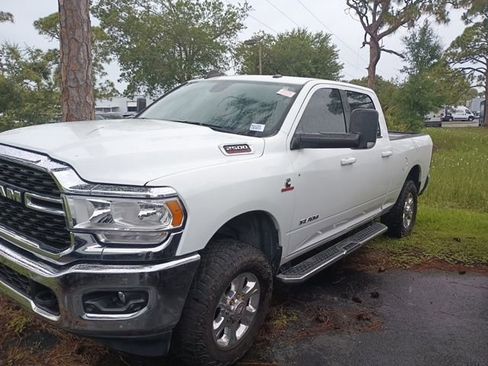Used 2022 RAM 2500 Big Horn w/ Level A Equipment Group AWD/4WD image 2