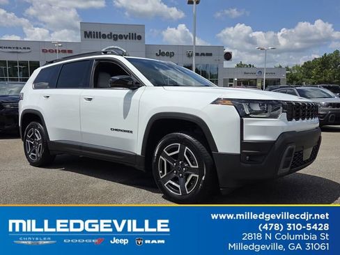 Used 2026 Jeep Cherokee Limited AWD/4WD image 1