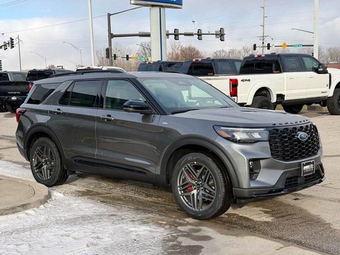 New 2026 Ford Explorer ST-Line w/ ST-Line Street Pack image 6