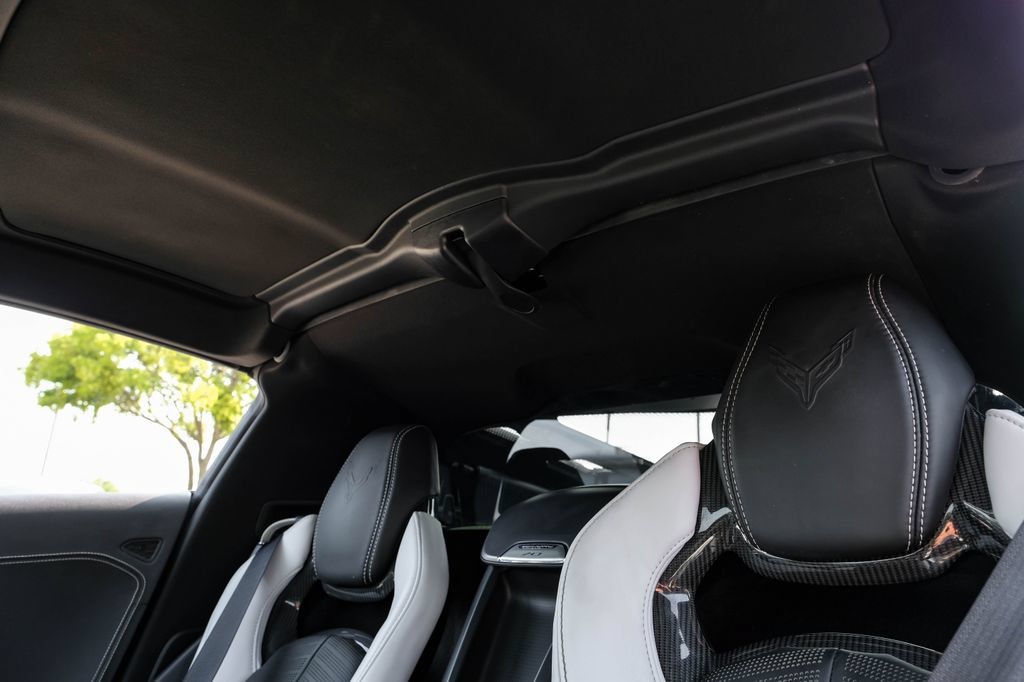 Used 2023 Chevrolet Corvette Stingray Preferred Cpe w/ Z51 Performance Package RWD image 27