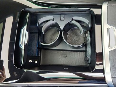 Used 2023 Mercedes-Benz EQE 500 4MATIC SUV w/ Exclusive Trim Package image 49