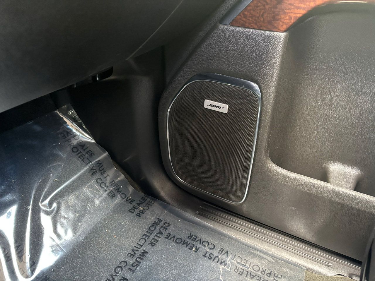 Used 2018 GMC Sierra 1500 SLT AWD/4WD image 19