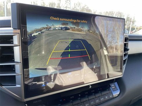 Used 2026 Toyota Tundra Limited w/ TRD Off-Road Package image 28