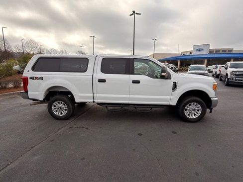 Used 2017 Ford F250 XLT image 9