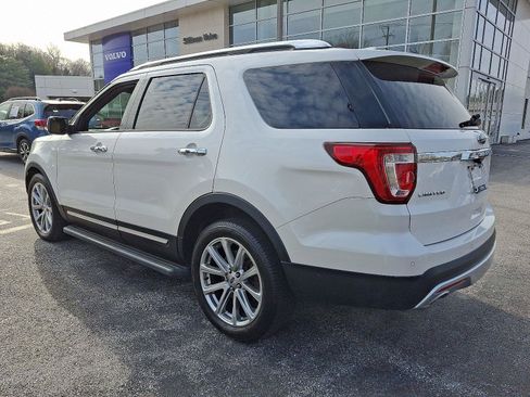 Used 2017 Ford Explorer Limited w/ Equipment Group 303A image 4