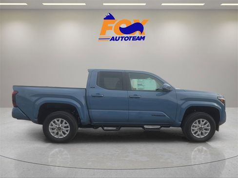 New 2026 Toyota Tacoma SR5 image 5