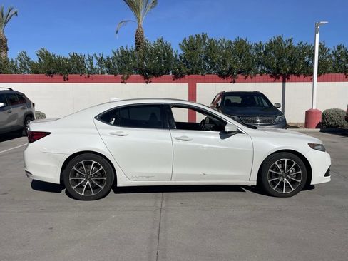Used 2015 Acura TLX V6 image 3