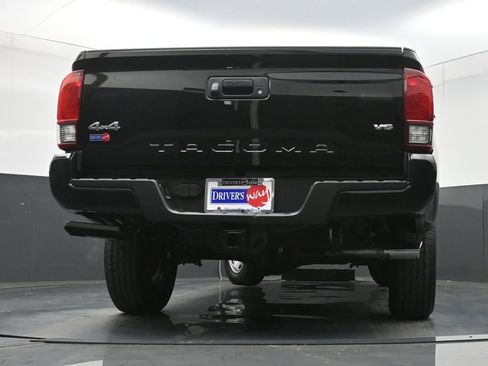 Used 2023 Toyota Tacoma SR image 29
