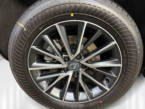 New 2026 Lexus NX 350 AWD image 10