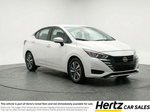 Used 2025 Nissan Versa SV FWD image 1