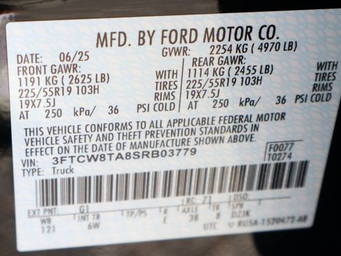 Used 2025 Ford Maverick Lobo AWD/4WD image 52