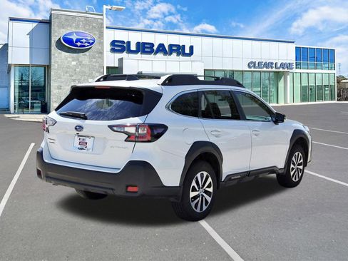 Certified 2025 Subaru Outback Premium AWD/4WD image 6