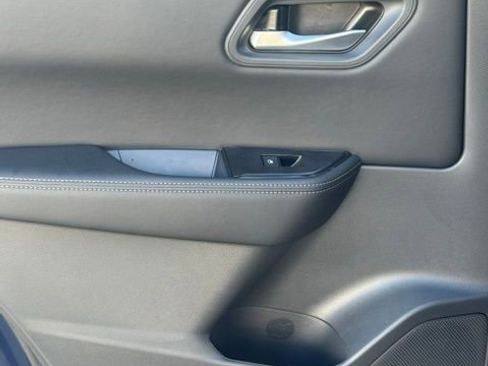 Used 2026 Nissan Rogue SV w/ Cold Weather Package image 24