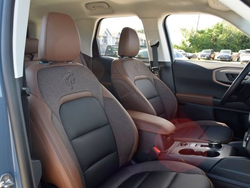 New 2026 Ford Bronco Sport Outer Banks w/ Outer Banks Tech Package+ AWD/4WD image 22