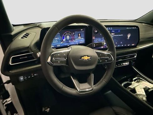 New 2026 Chevrolet Traverse LT w/ LPO, Floor Liner Package image 12