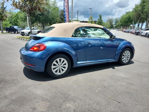 Used 2018 Volkswagen Beetle 2.0T S FWD image 5