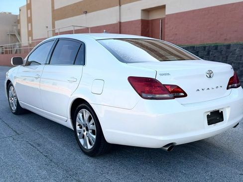 Used 2008 Toyota Avalon XLS FWD image 10