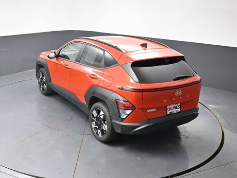 Used 2025 Hyundai Kona SEL AWD/4WD image 47