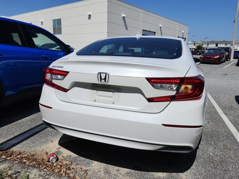Used 2021 Honda Accord LX image 17