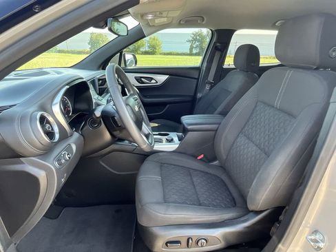 Used 2021 Chevrolet Blazer LT image 23