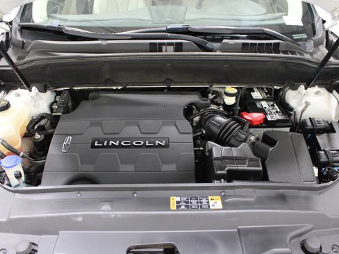 Used 2017 Lincoln MKX Select w/ Select Plus Package image 42