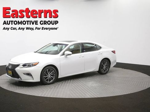 Used 2017 Lexus ES 350 w/ Navigation System Package FWD image 61