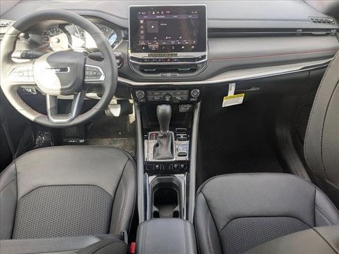 New 2026 Jeep Compass Trailhawk image 14