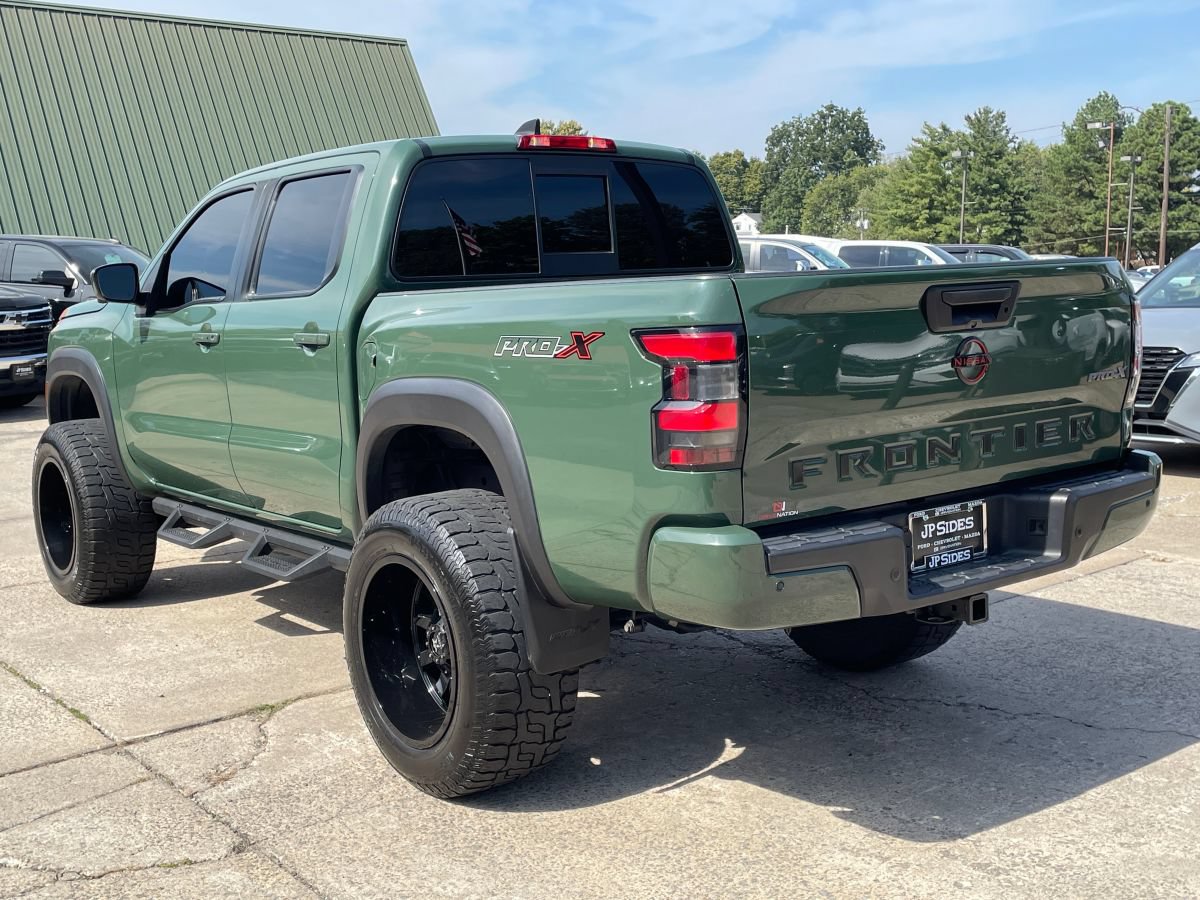 Used 2022 Nissan Frontier Pro-X RWD image 5