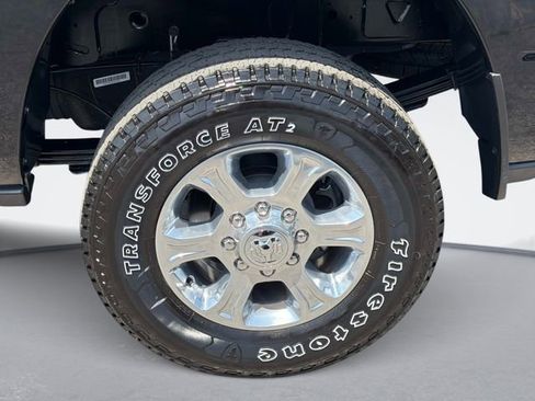 Used 2025 RAM 3500 Big Horn AWD/4WD image 11