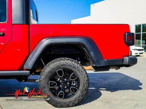 Used 2020 Jeep Gladiator Sport w/ Quick Order Package 24S image 6