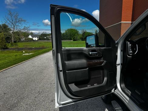 Used 2021 GMC Sierra 2500 SLE w/ SLE Convenience Package AWD/4WD image 19